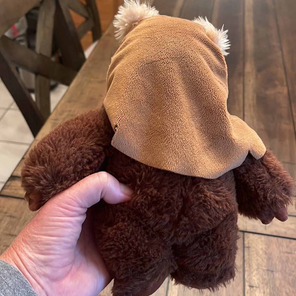 Authentic Disney Parks Ewok Star Wars Character Rare Hard to Find Star Wars - Picture 5 of 11